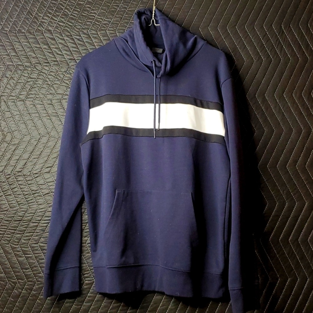 Mens H&M Turtleneck sweater hoodie without hood
